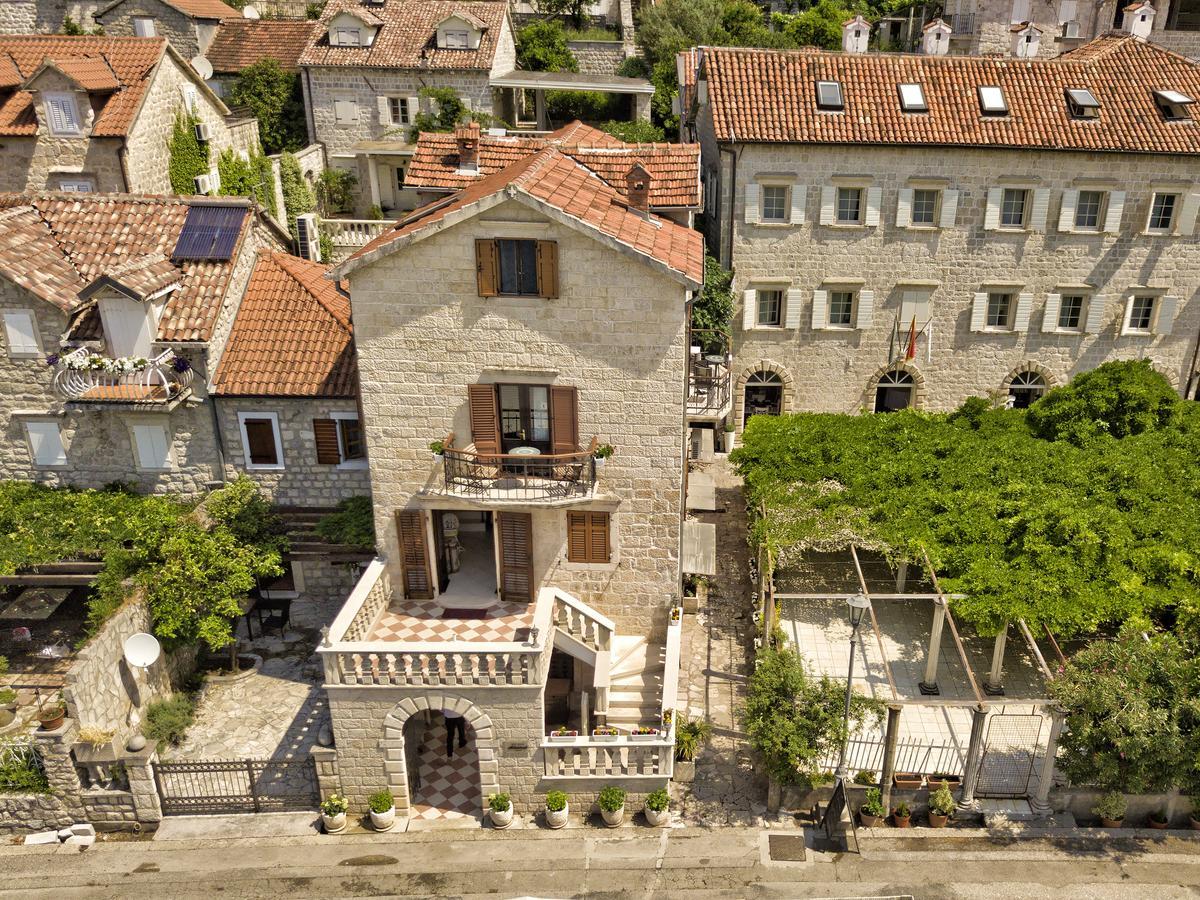 Hotel Admiral Perast Exterior photo
