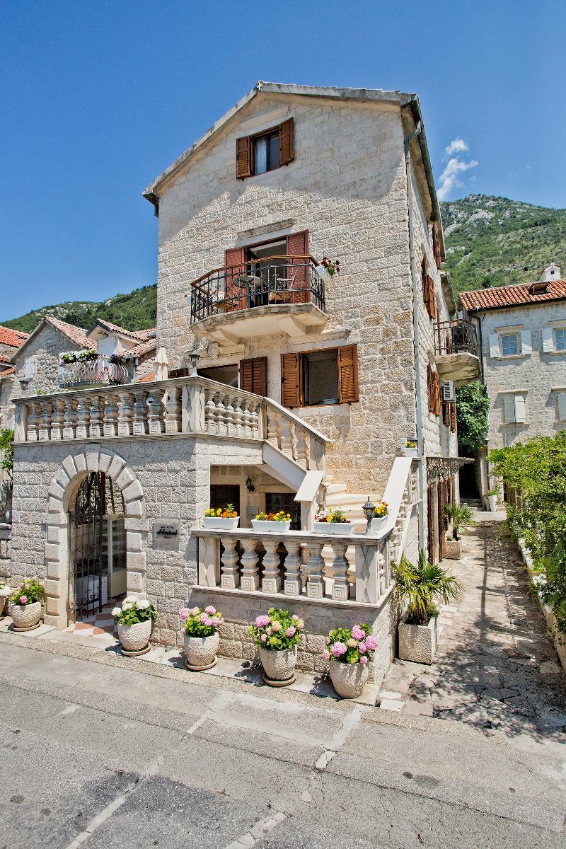 Hotel Admiral Perast Exterior photo